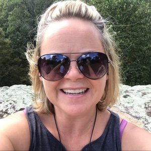 Meet your Posher, Jenny